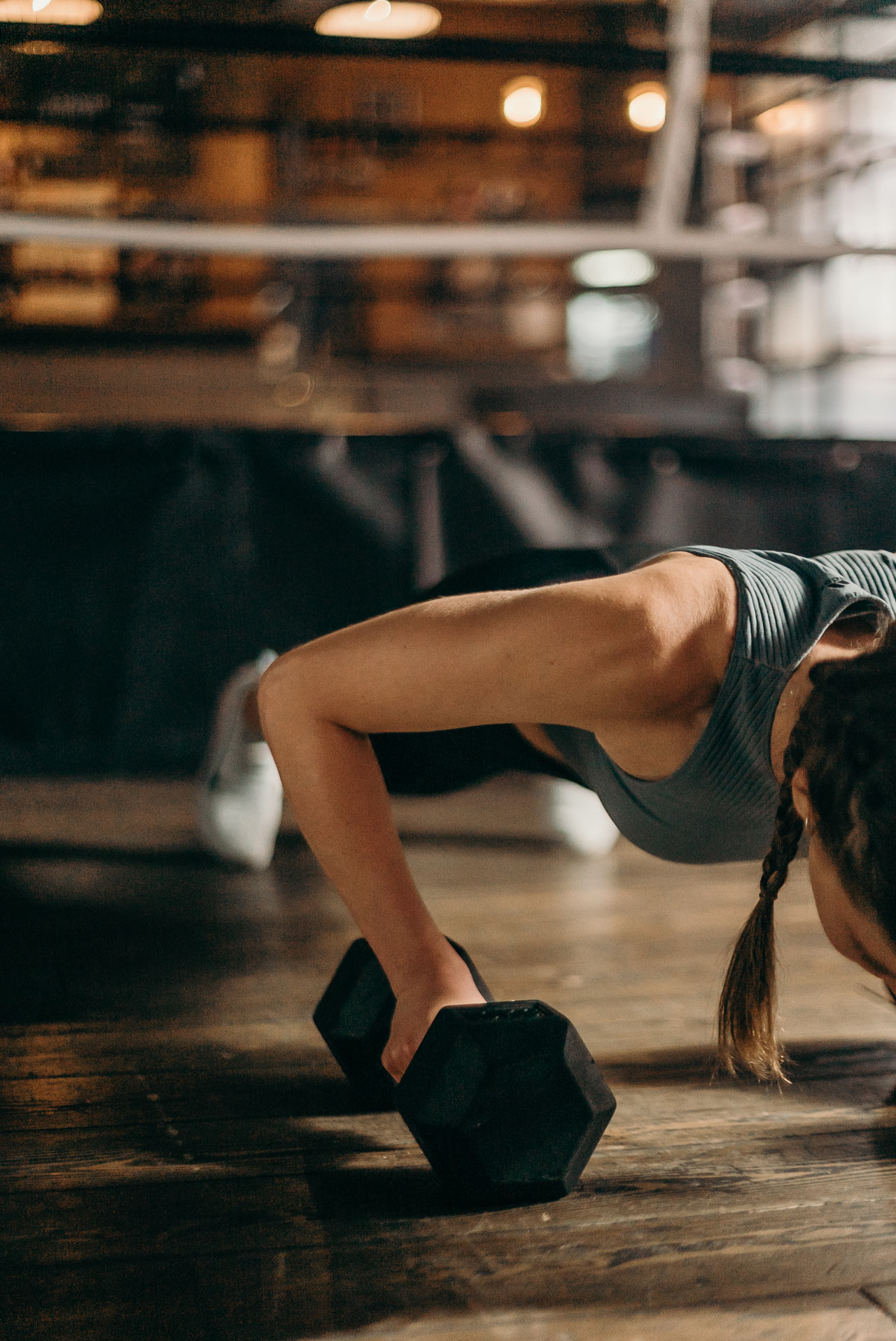 Image of a person working out, links to sign up page